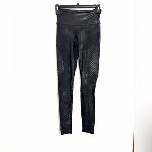 SPANX Women’s Small Shapewear Black Leggings Stretch‎ Shaping Athletic Pants